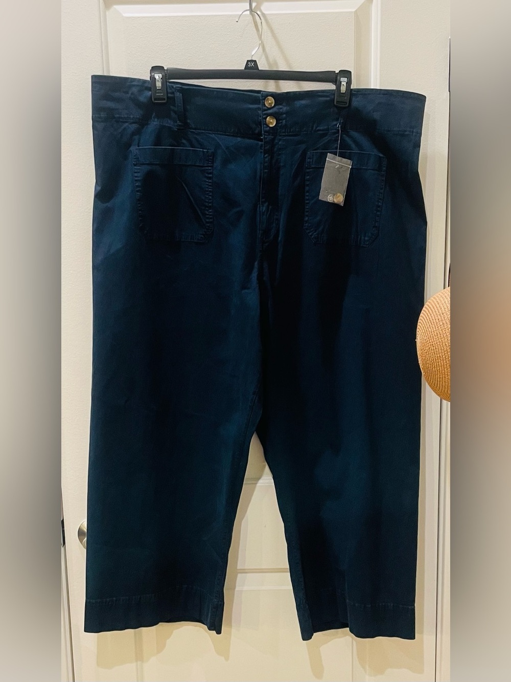 NEW…LC Lauren Conrad Super High-Waist Wide-Leg Crop Pants - Picture 2 of 4